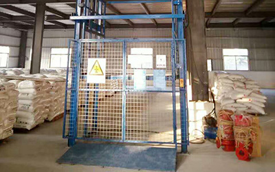 升降机设备的工作原理以及使用的注意事项